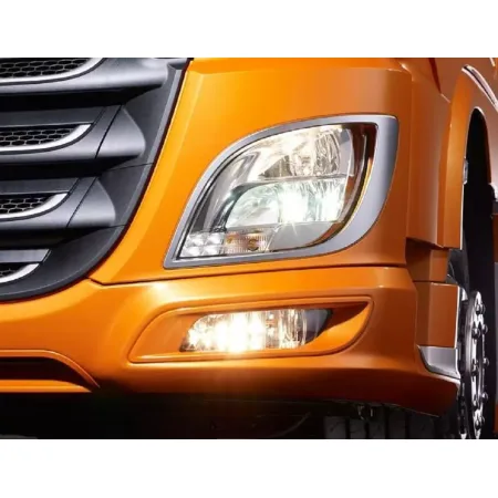 Front Headlight Surrounds for DAF XF 106 (Till 2021) – Mirror Polished Stainless Steel Decoration
