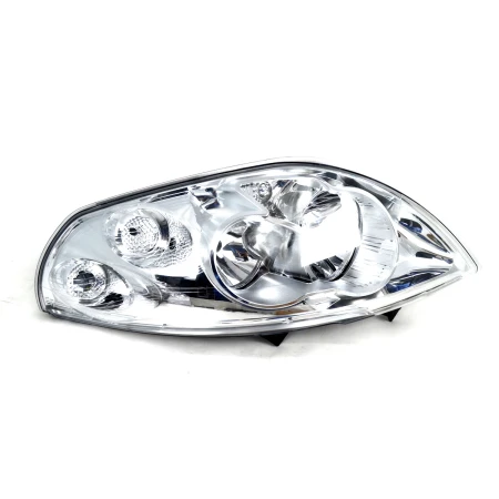 Left Headlight for Renault Master III 2010+ – With Adjusting Motor, E-marked, No Bulb or Socket Included