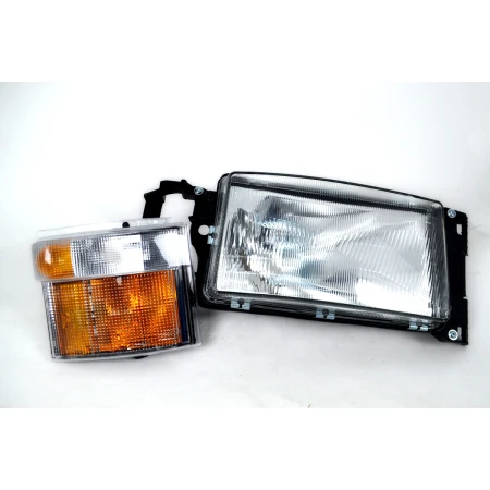 Right Headlight for Scania 114 / 124 (1997–2008) | E-Marked | OEM 1732510 / 1467003 | Aftermarket Replacement