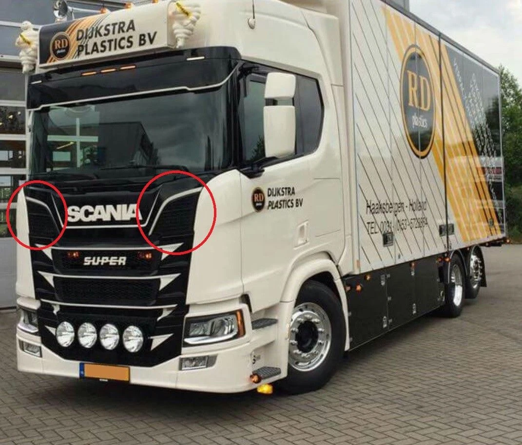 Front Upper Garnish Grille Trim for SCANIA S Series (2016+) – Polished Stainless Steel Accessory