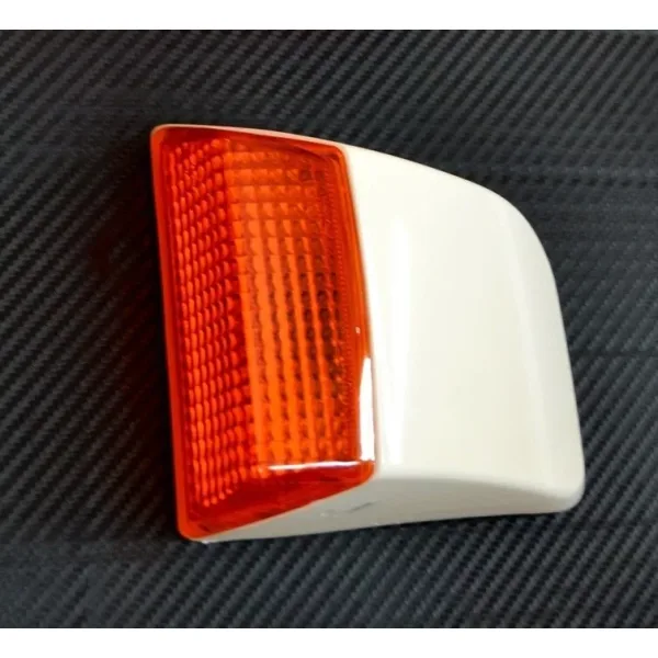 High Quality Front Right Indicator Light for Volvo FH2 & FM2