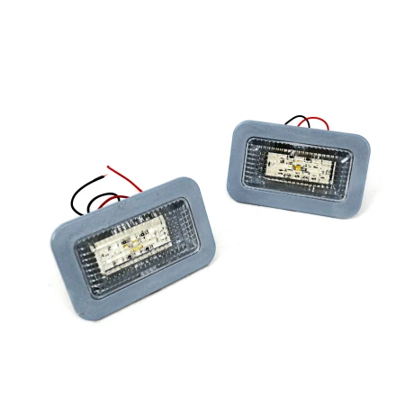 For Mercedes Actros Side Marker Lights – Amber/Orange LED, Clear Lens, 8 SMD LEDs, OEM Replacement. High Quality! FREE Delivery for UK!