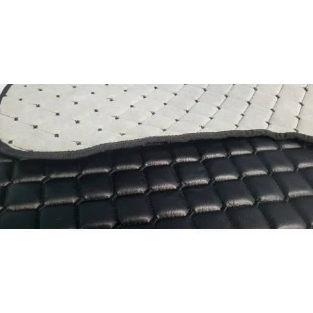 Premium Eco Leather Truck Floor Mats for Scania R 2014-2016 Right-Hand Drive Automatic Gearbox – Full Coverage Set with Engine Cover