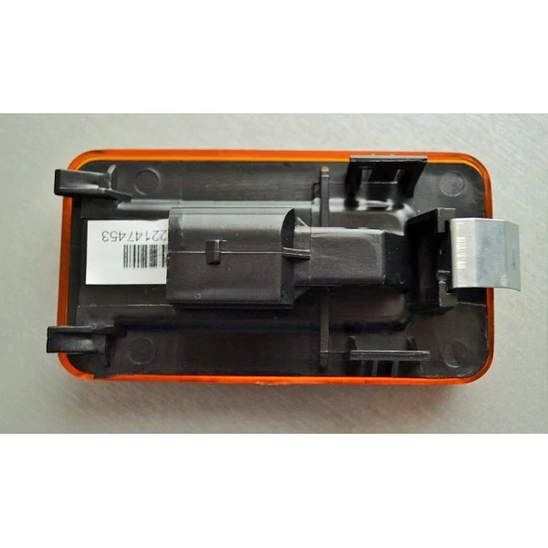 High Quality 2pcs Amber Side Marker Lights Lamp 3 LEDs for SCANIA P-G-R-T Series. E-Marked, 24V. OEM replace: 1737413. FREE UK delivery!