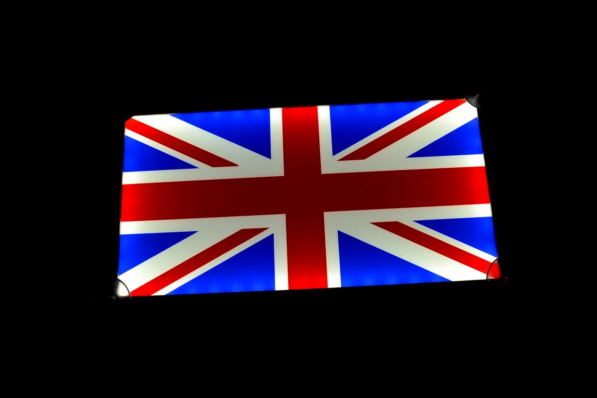 High Quality LED Interior UK Flag Sign Light 24V, 310 mm. FREE UK Delivery