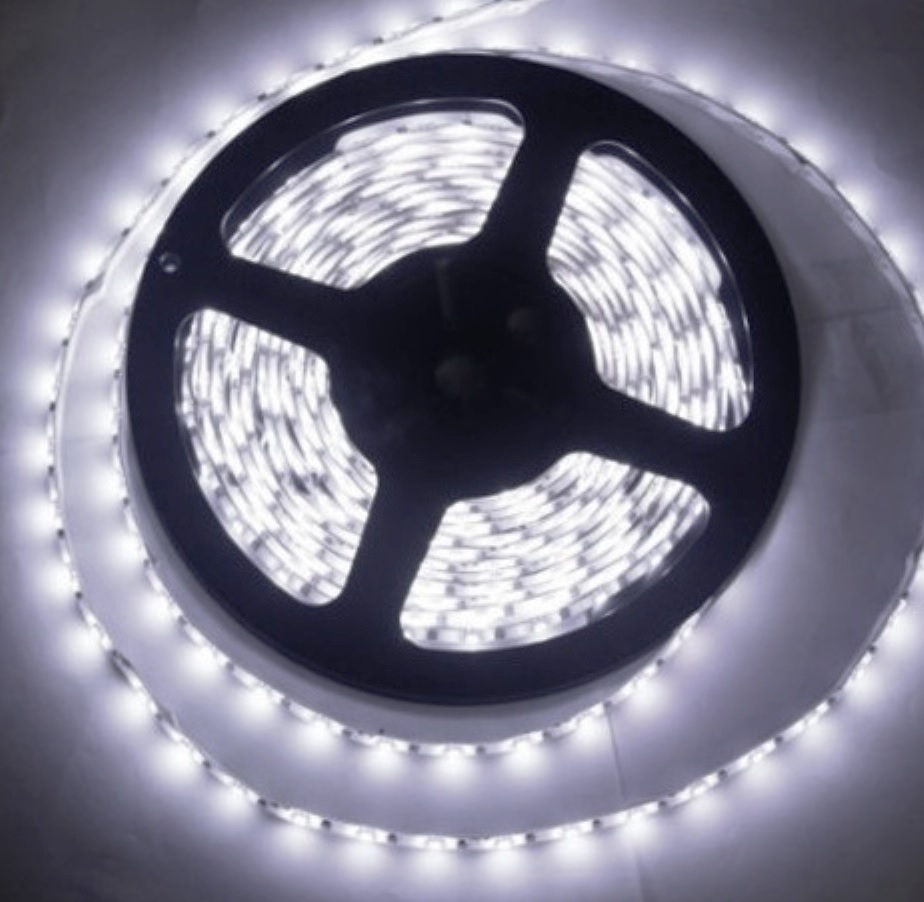 WHITE SMD LED Strip 24V – 5M Roll 300 LEDs Waterproof Flexible 8mm