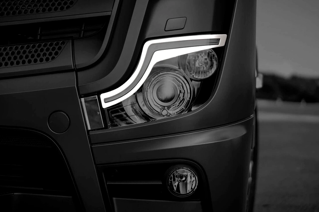 'Evil Eye' Plastic Headlight Covers (2pcs) For MAN TGX Trucks - Styling Part