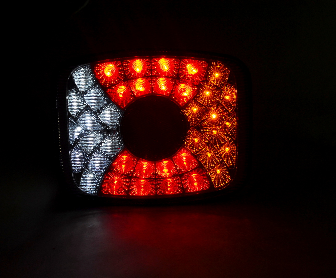 1x Rear Tail Light 24V LED Indicator Stop Light for Scania Volvo Iveco Trucks