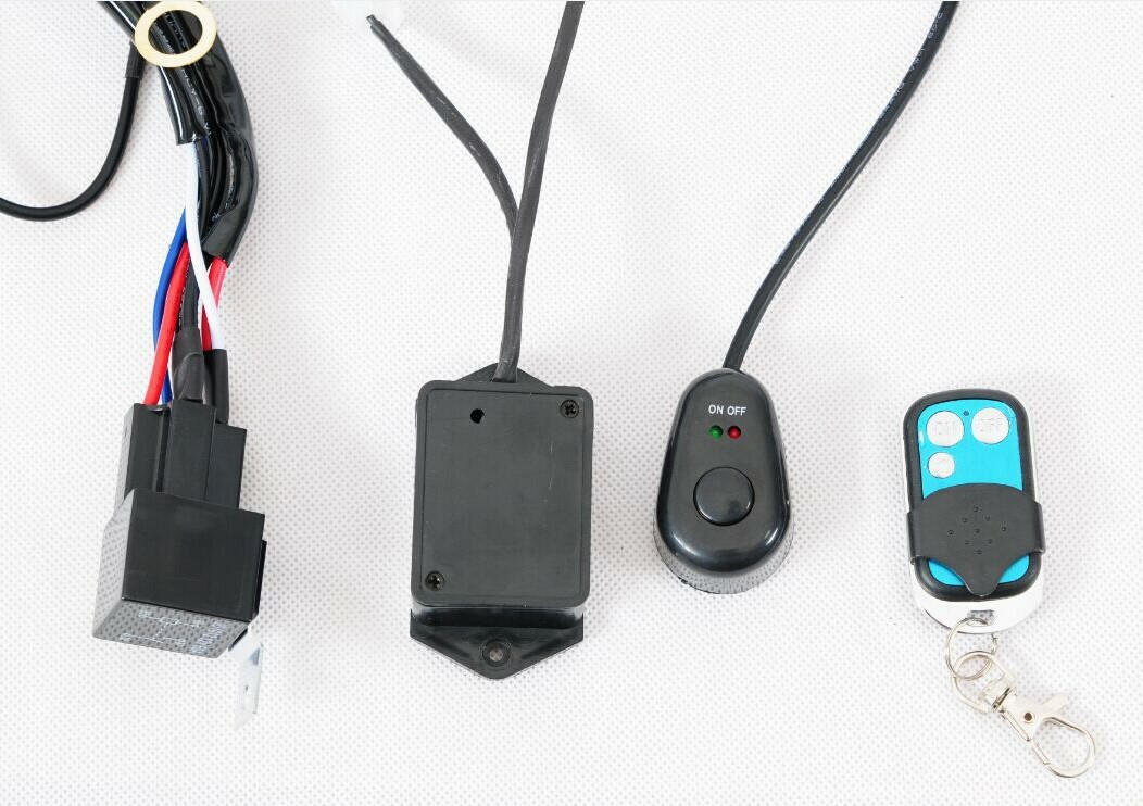 Remote Control for LED Light Bars – Full Wiring Kit with Cables, 10m Range