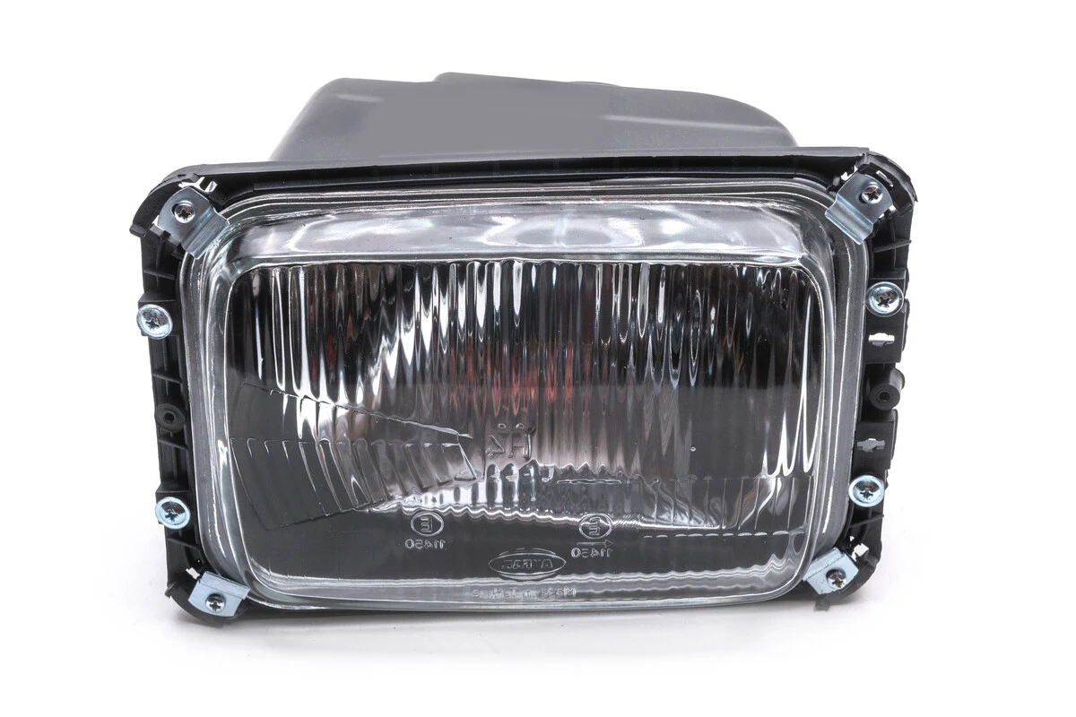 Left Headlight Ref. 0018203761 fits Mercedes 208/408/814 1988-1995 LHD models