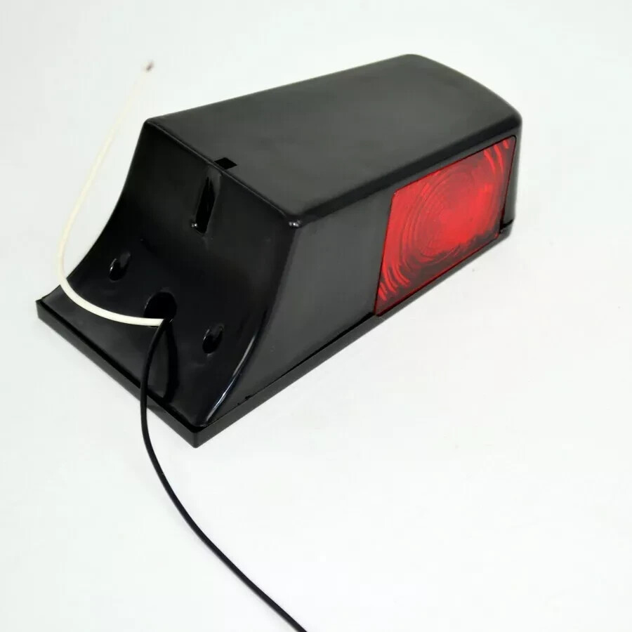 1x Left Cabin Side Marker Light Red/White E4 Marked for Scania 112–113 | OEM